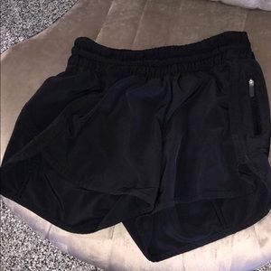 Lulu lemmon shorts